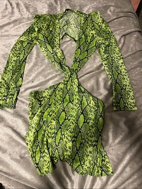 Neon Green Snake Print Cutout Long-Sleeve Top